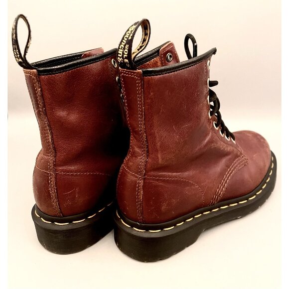 Dr. Martens Classic Boots 1460 Size 5 Cherry Red Leather 8-eye Lace Combat Doc - Picture 2 of 13